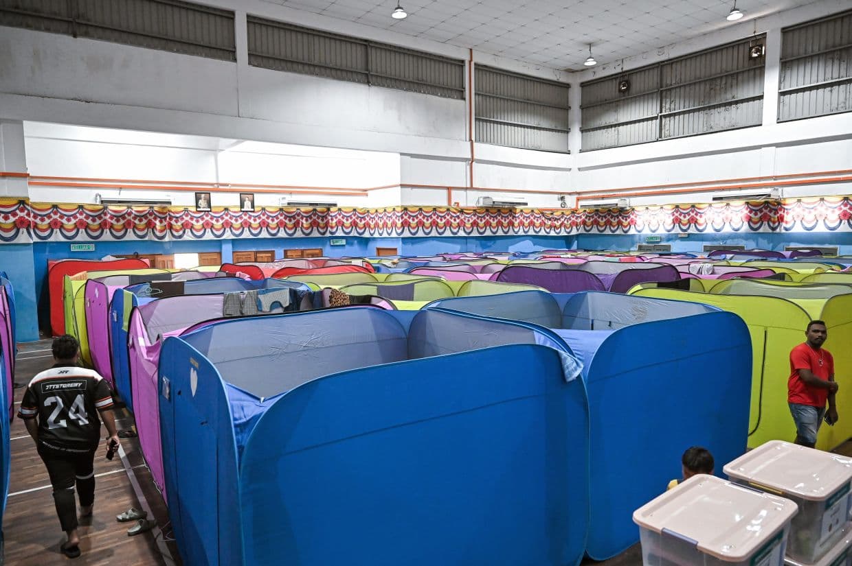 Flood evacuees nationwide rise to 33,526