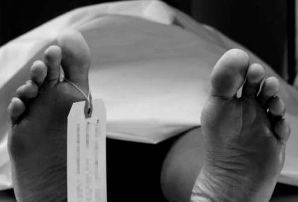 Fire dept helps police remove obese woman&#039;s body