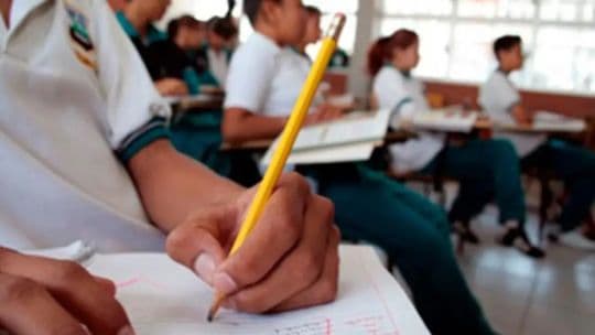 Education spending in real terms in Argentina drops to lowest since 2006