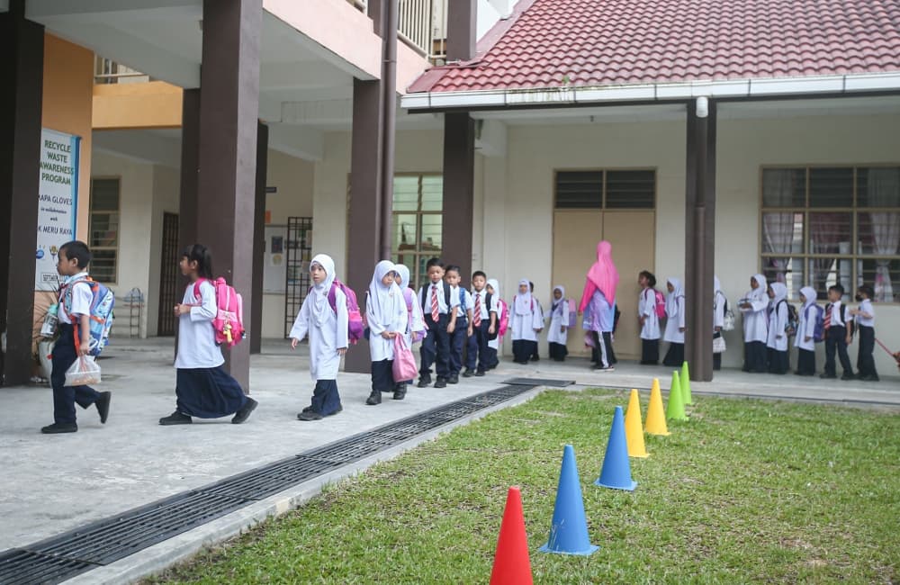 Hands-on lessons, sign language and tech among six new subjects coming to Malaysian classrooms in 2027