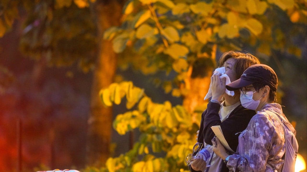 Death toll in Hong Kong fire rises to 83 as city rallies to help victims